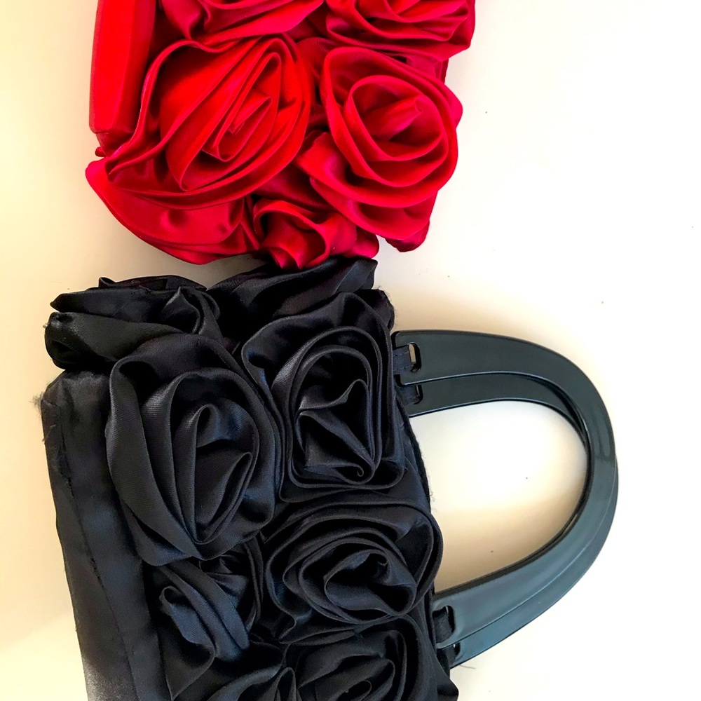 Interchanging cocktail/wedding purse